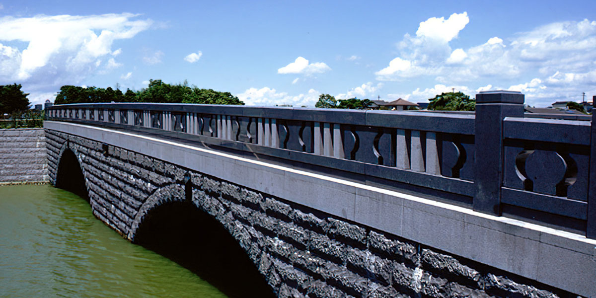 親柱-三潴大橋
